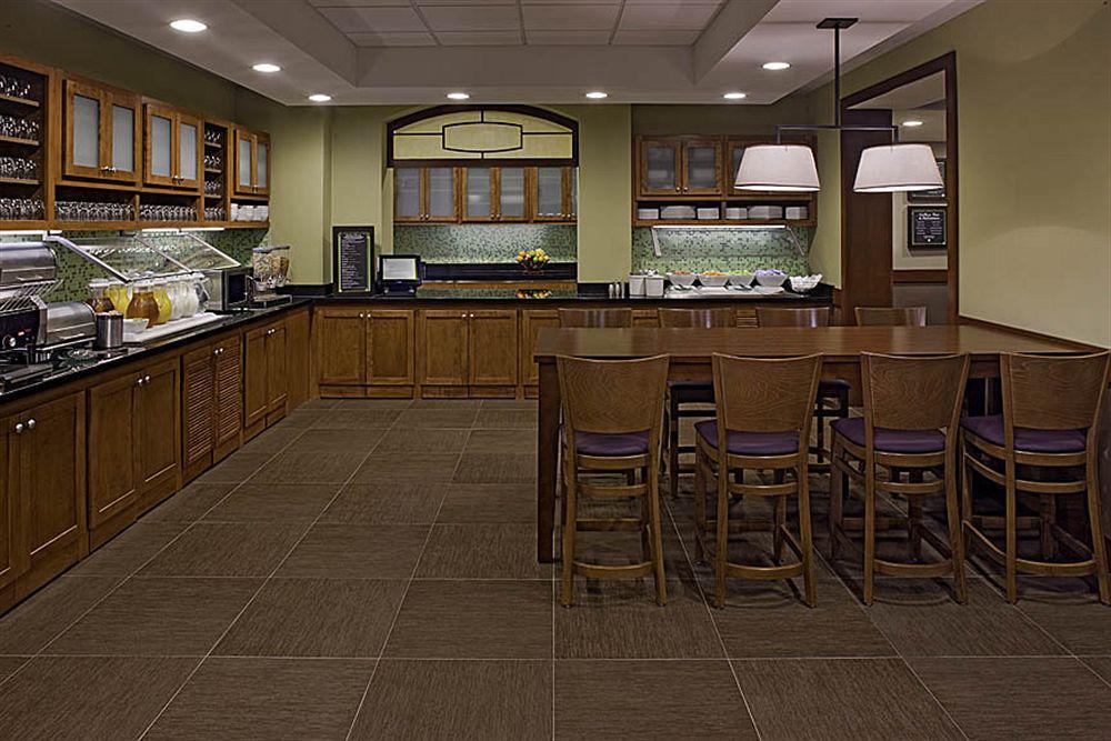 Hyatt Place Detroit/Utica Restaurant photo